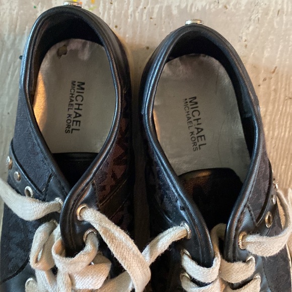 Girls Black Sneakers by Michael Kors - Picture 3 of 7